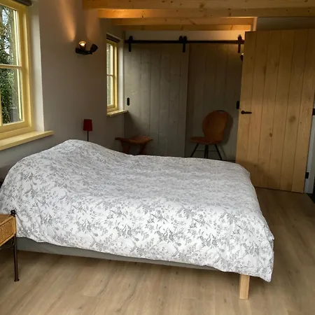 Logeren Bij De Soerensesteeg Holiday home Uddel